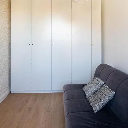 Cozy Family House T5 וילה