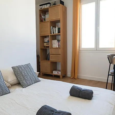 Cozy Family House T5 וילה